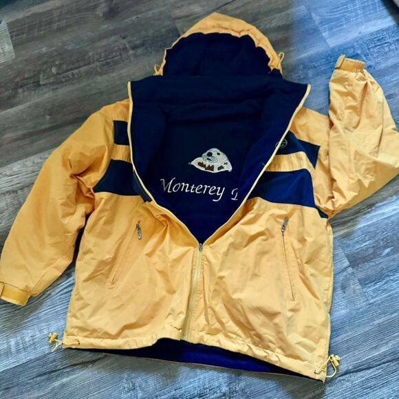 Monterey California Yellow & Blue Reverseable Winter Coat Size Large/XL - Picture 5 of 10
